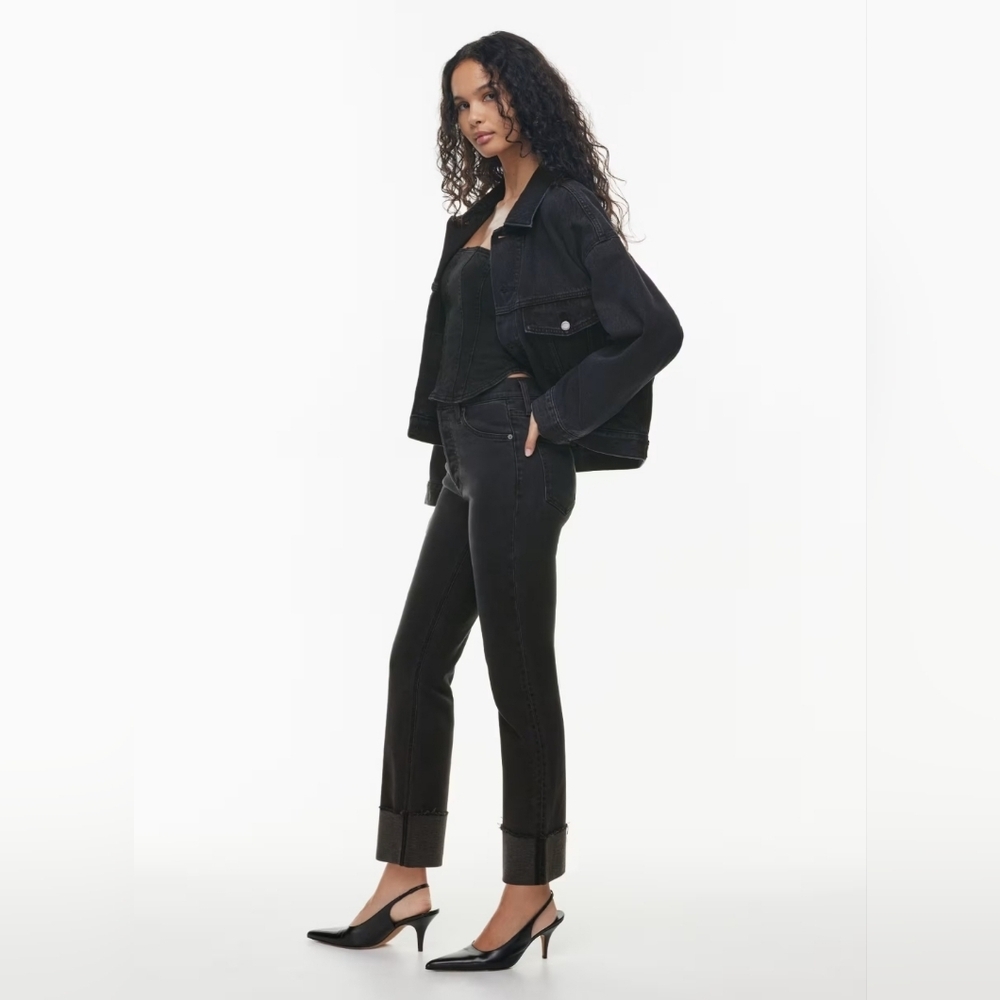 Aritzia Black Straight Leg Women’s Jeans - Picture 2 of 12